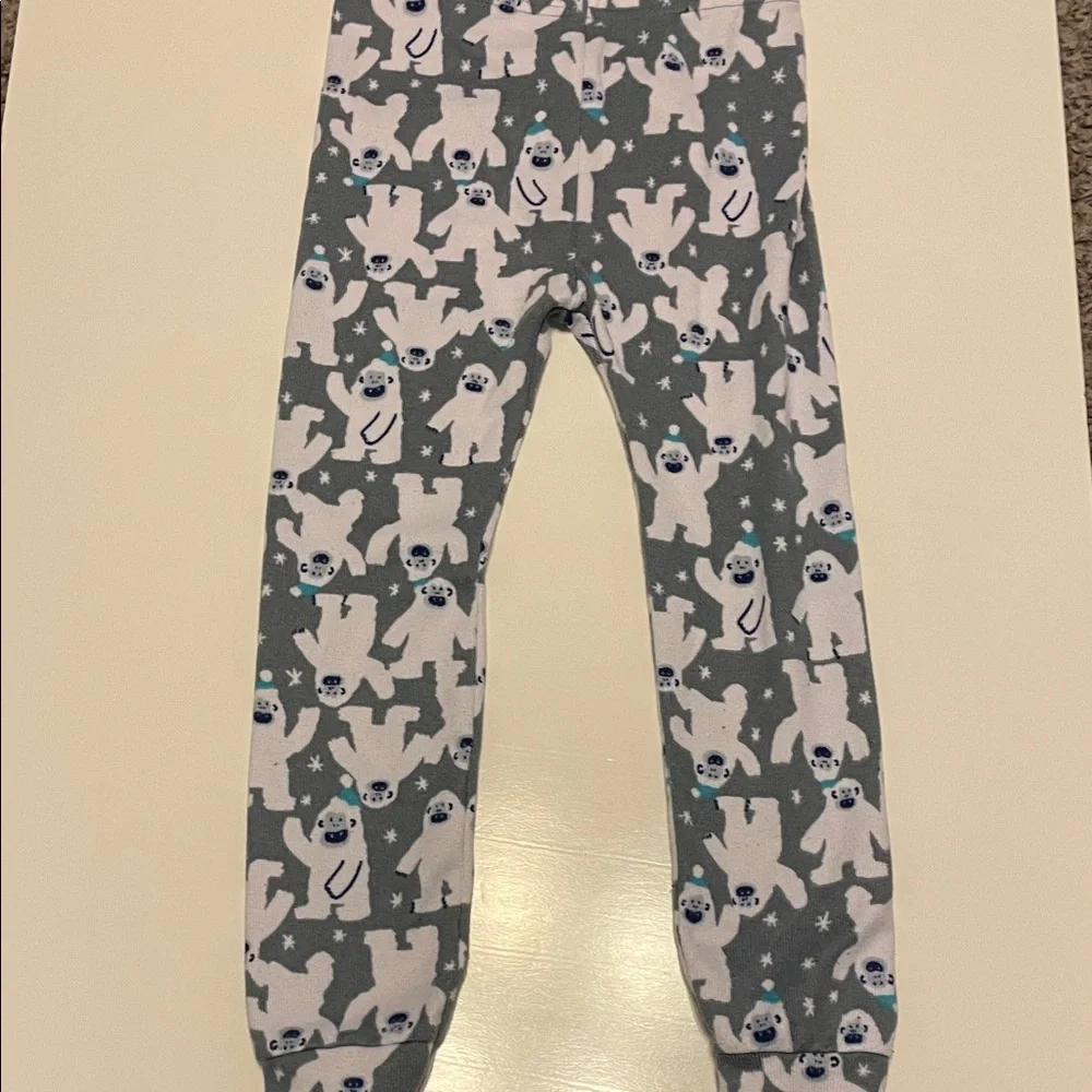 Old Navy Toddler Size 4T Cozy Yeti Design Kids Long Sleeve Pajamas